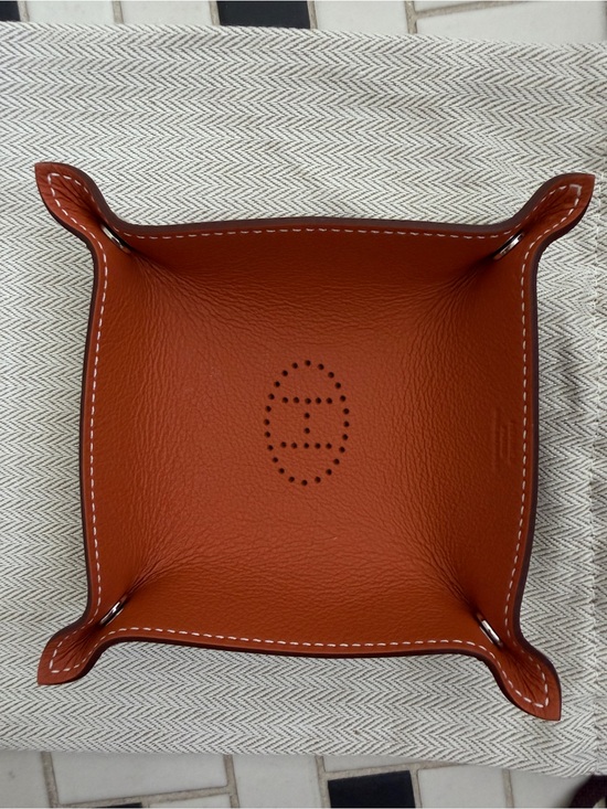 Hermes Accessories - Hermes Evelyne Leather Tray Valet